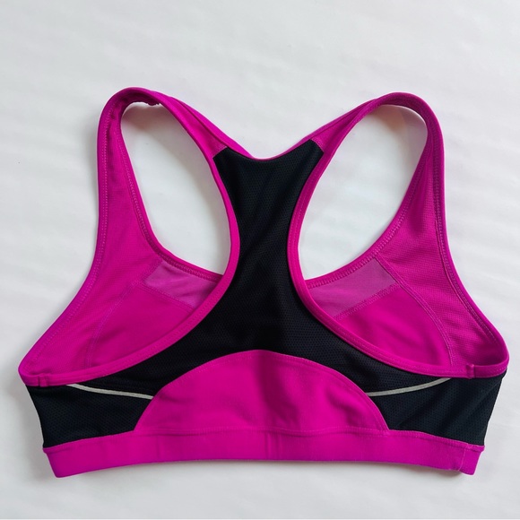 Nike Dri-FIT Racerback Bra - Picture 4 of 7